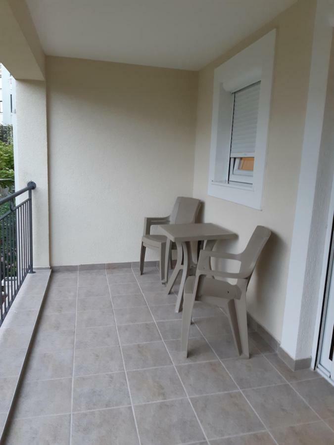 Apartmani Marina Kopitovic Petrovac Екстериор снимка