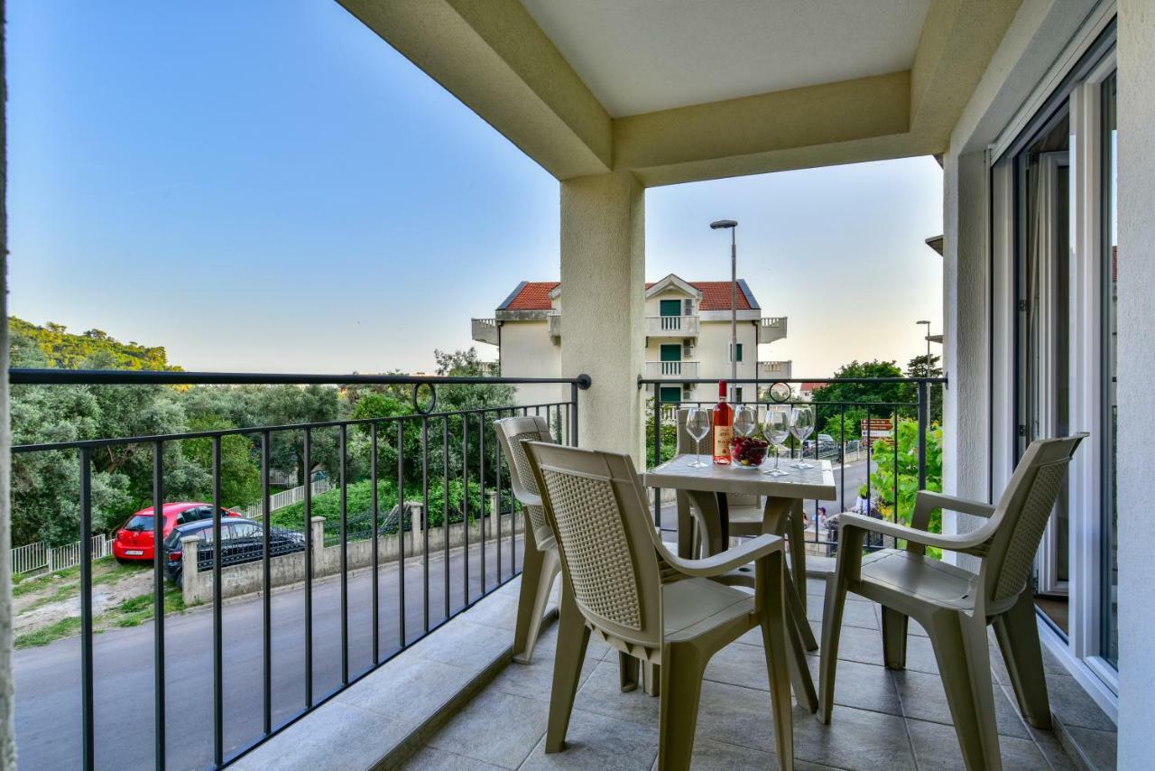 Apartmani Marina Kopitovic Petrovac Екстериор снимка