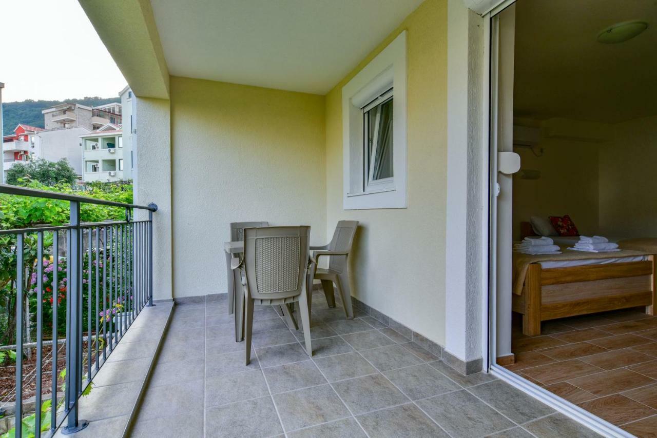 Apartmani Marina Kopitovic Petrovac Екстериор снимка
