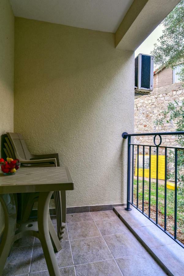 Apartmani Marina Kopitovic Petrovac Екстериор снимка